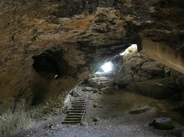 Kakushöhle von innen | Stadt Mechernich